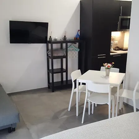 Alyssa House * Naples