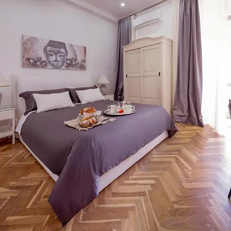 Palazzo Satriano Panzió Nápoly