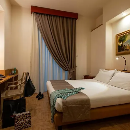 Grand Europa & Restaurant Отель Неаполь