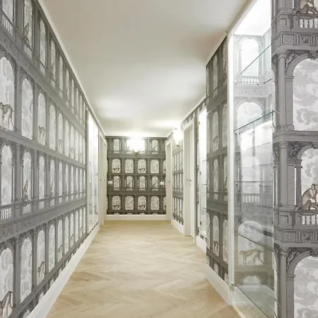 فندق مبيت وإفطار Casa Vittoria - Santa Lucia نابولي