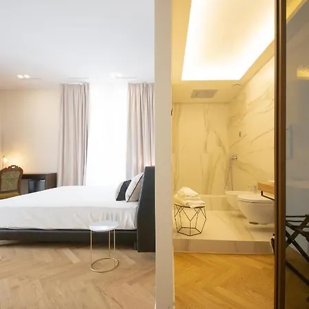 Bed & Breakfast Casa Vittoria - Santa Lucia 2*
