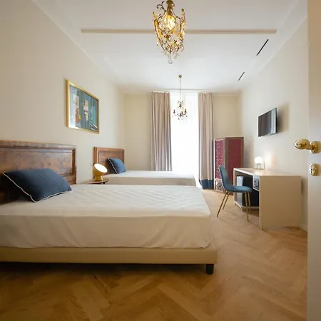 Casa Vittoria - Santa Lucia Bed & Breakfast 2*