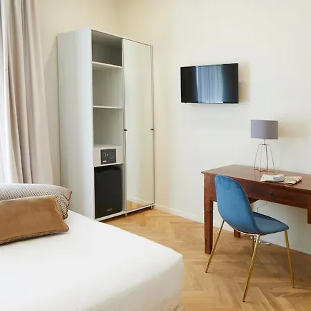 Bed & Breakfast Casa Vittoria - Santa Lucia 2*
