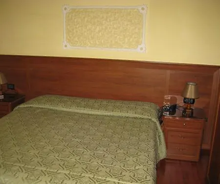 Hotel Iris *