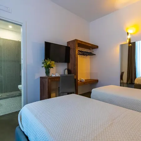 B&B Santa Chiara 나폴리