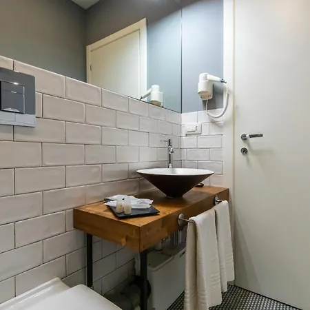 Santa Chiara B&B 4*