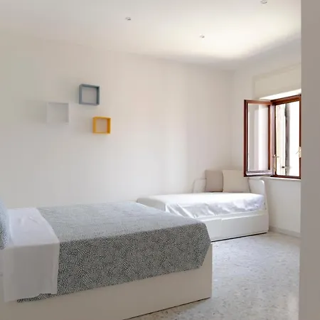 Allyoucantrip - Porto Guest house