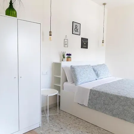Allyoucantrip - Porto Guest house *