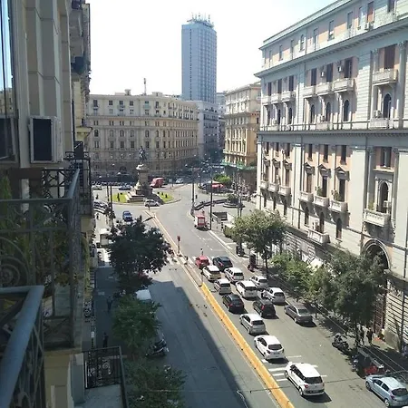 Atmosfere Del Centro Storico Неаполь