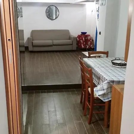 Apartment Boat Short Let Naples