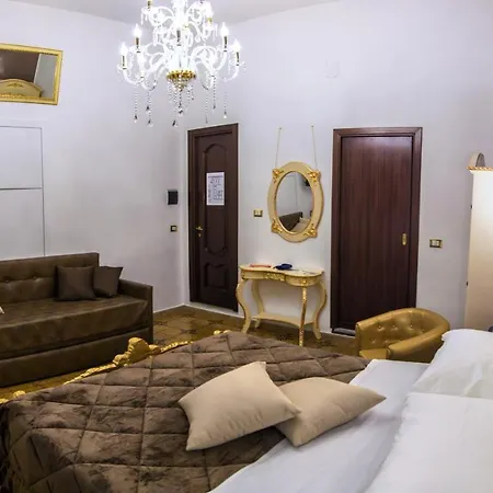 Des Artistes Szálloda 4*