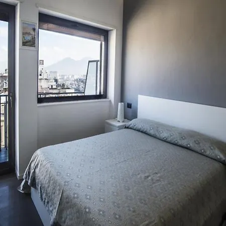 לינה וארוחת בוקר Mediterranea 5*