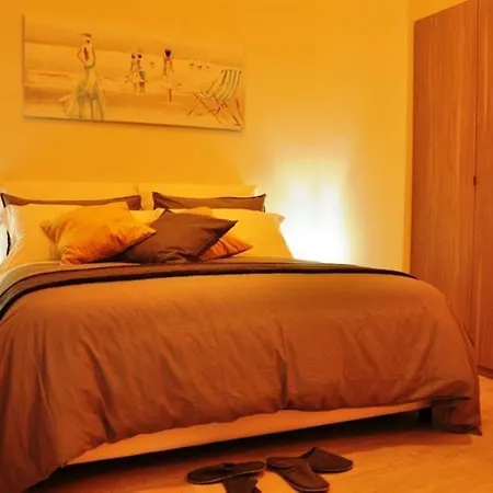 Bed & Breakfast Chiaia 216 2*