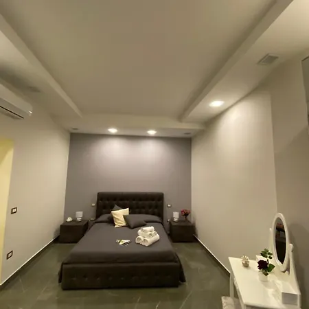 Porto & Bed & Breakfast 2*