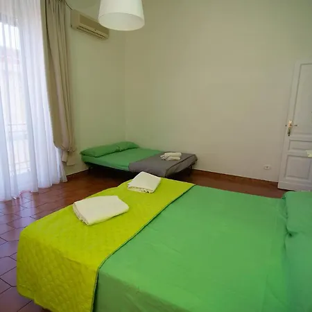 Oda ve Kahvaltı Tarumbo
