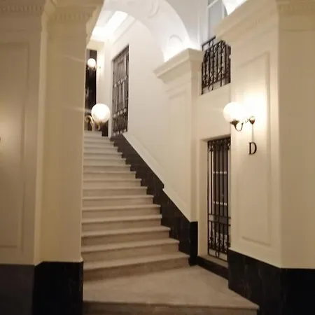 Holiday home Fafgrandsuitenapoli