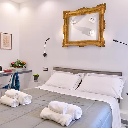 Domus 42 Guest house 2*