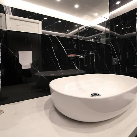Sant'elmo Con Parcheggio Interno Bed & Breakfast Naples