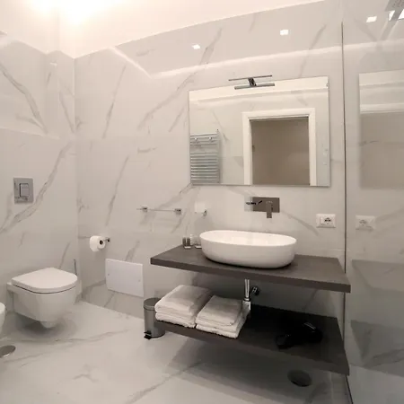Sant'elmo Con Parcheggio Interno *