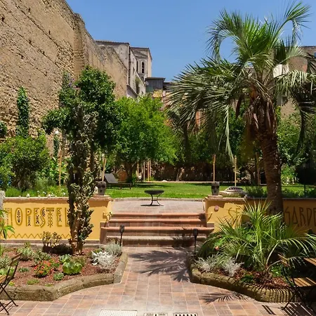 Ostello Hopestel Secret Garden