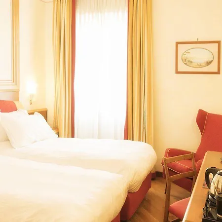 Renaissance Mediterraneo 4* Naples