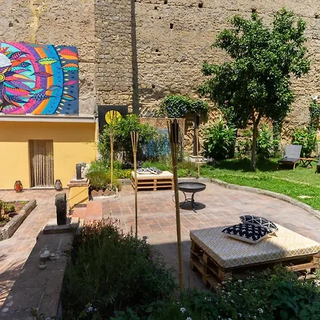 Hopestel Secret Garden * Napoli