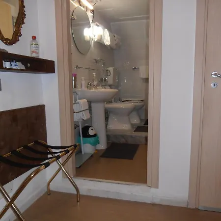 Appartement La Residenza Chiaia Short Let Superior Via Chiaia 82