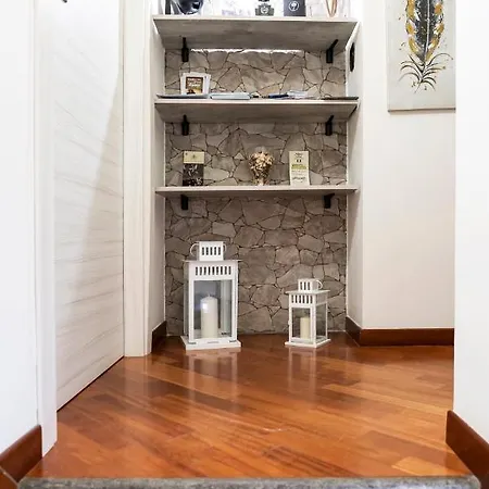 Montesantogroup Apartment Naples