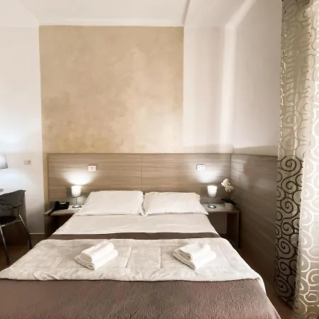 Hotel Colombo Naples