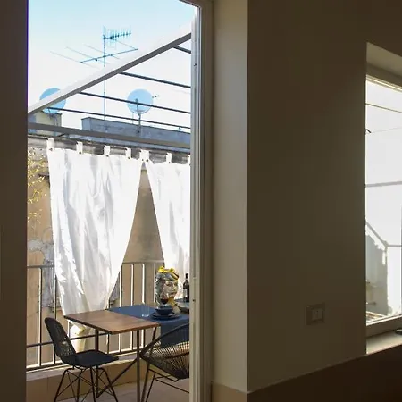 Schiara Bed & Breakfast Naples