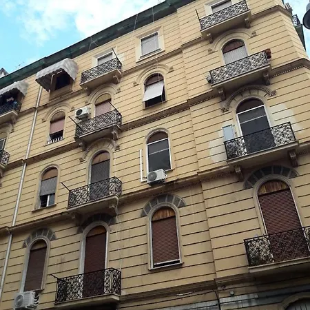 I Due Tornesi * Naples