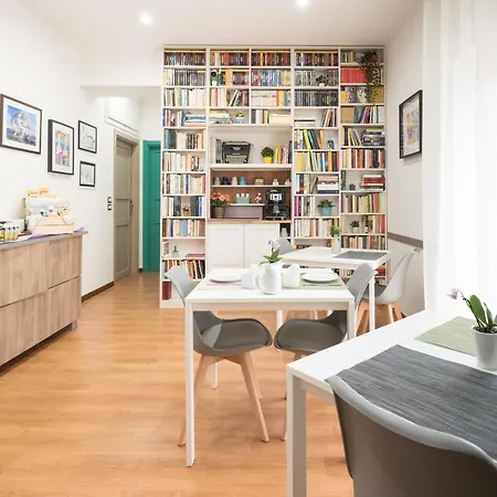 Starnone Bed&book Bed & Breakfast Naples