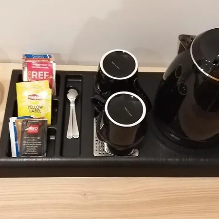 Tito's Frühstückspension 2*
