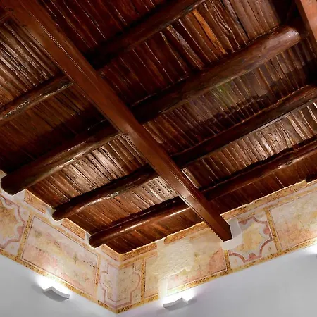 Bed and breakfast Di Affreschi E Volte