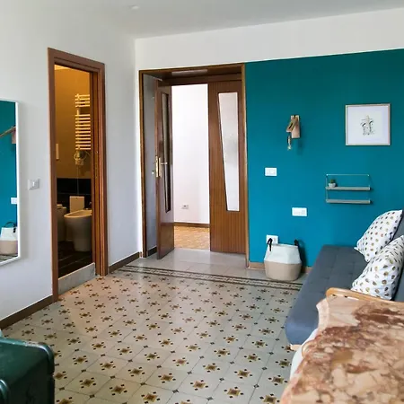 A Casa Di Nina Bed & Breakfast 2*