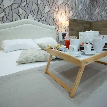 Philip Royal 3* Naples