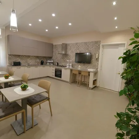 Bed & Breakfast Dioclezianorooms Naples