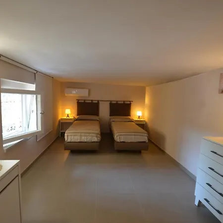 Bed & Breakfast Dioclezianorooms Naples