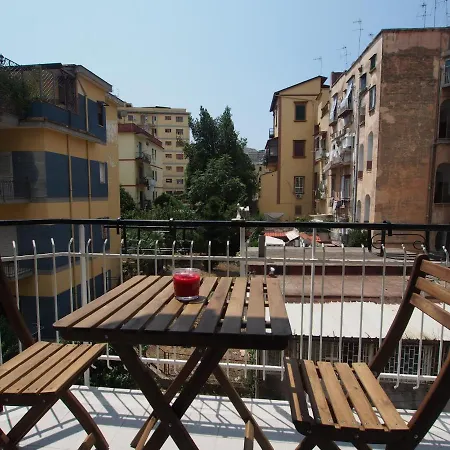 Bella * Naples