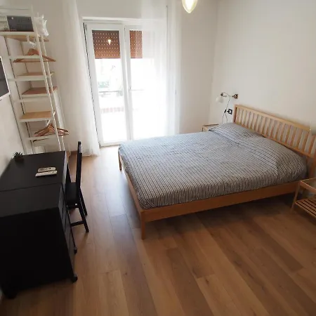 Bella * Nápoles