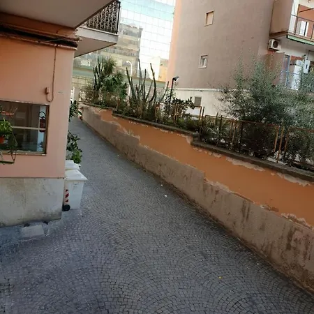 Ampia Fiera * Naples