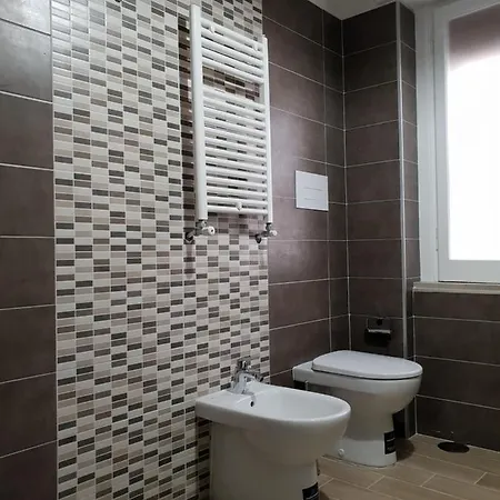 Bed & Breakfast Ampia Fiera Naples