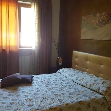 Spina Nocleg ze śniadaniem Neapol
