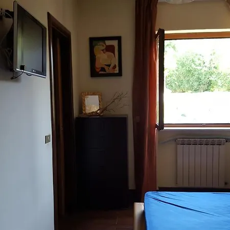 Spina Nocleg ze śniadaniem Neapol