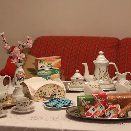 Casa Riccardi Bed & Breakfast *