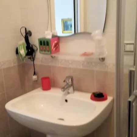 Le Rondini Bed & Breakfast *