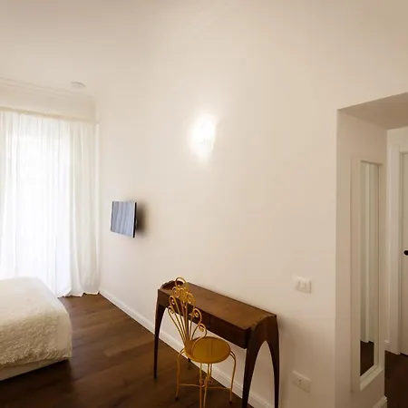 Domus Sansevero Oda ve Kahvaltı *