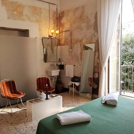 Primopiano Bed & Art Bed & Breakfast