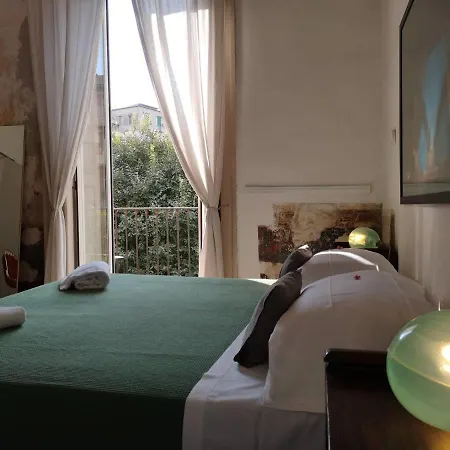 Bed & Breakfast Primopiano Bed & Art Naples
