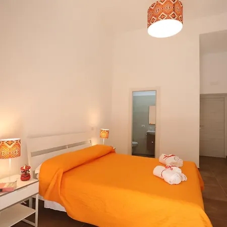 Bed & Breakfast I Due Tornesi Naples